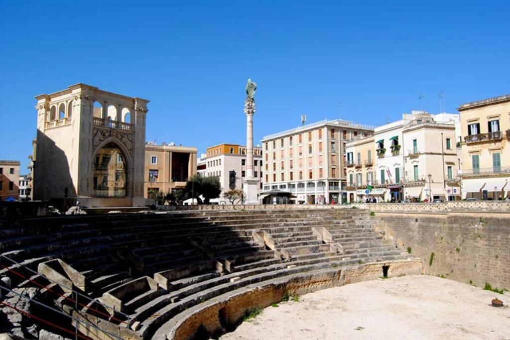 Confortevole Appartamento Vicino Al Centro Lecce Exterior photo